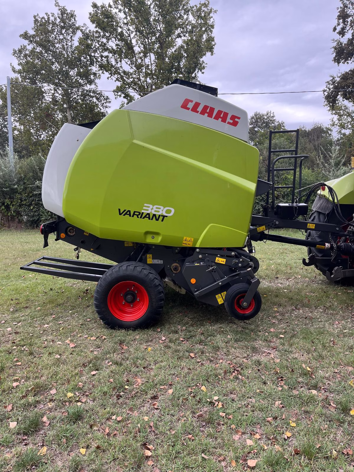 Claas Variant 380 (3)