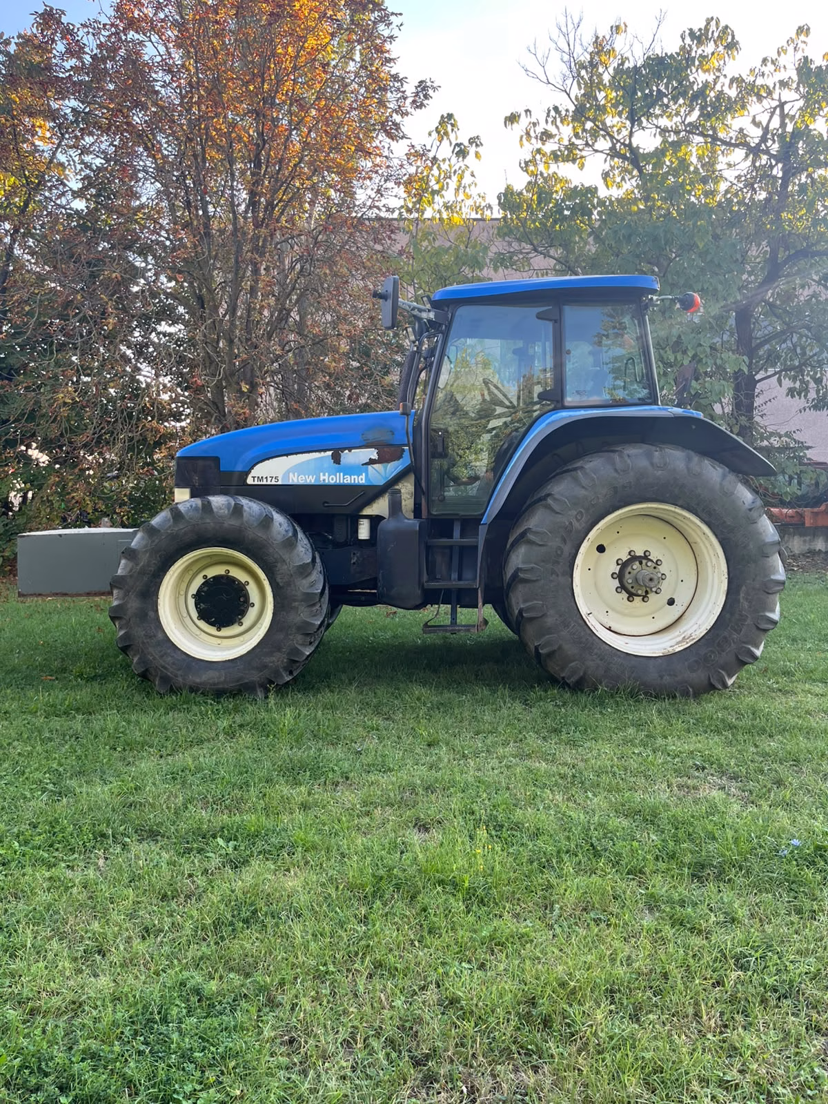 New Holland TM175 (2)