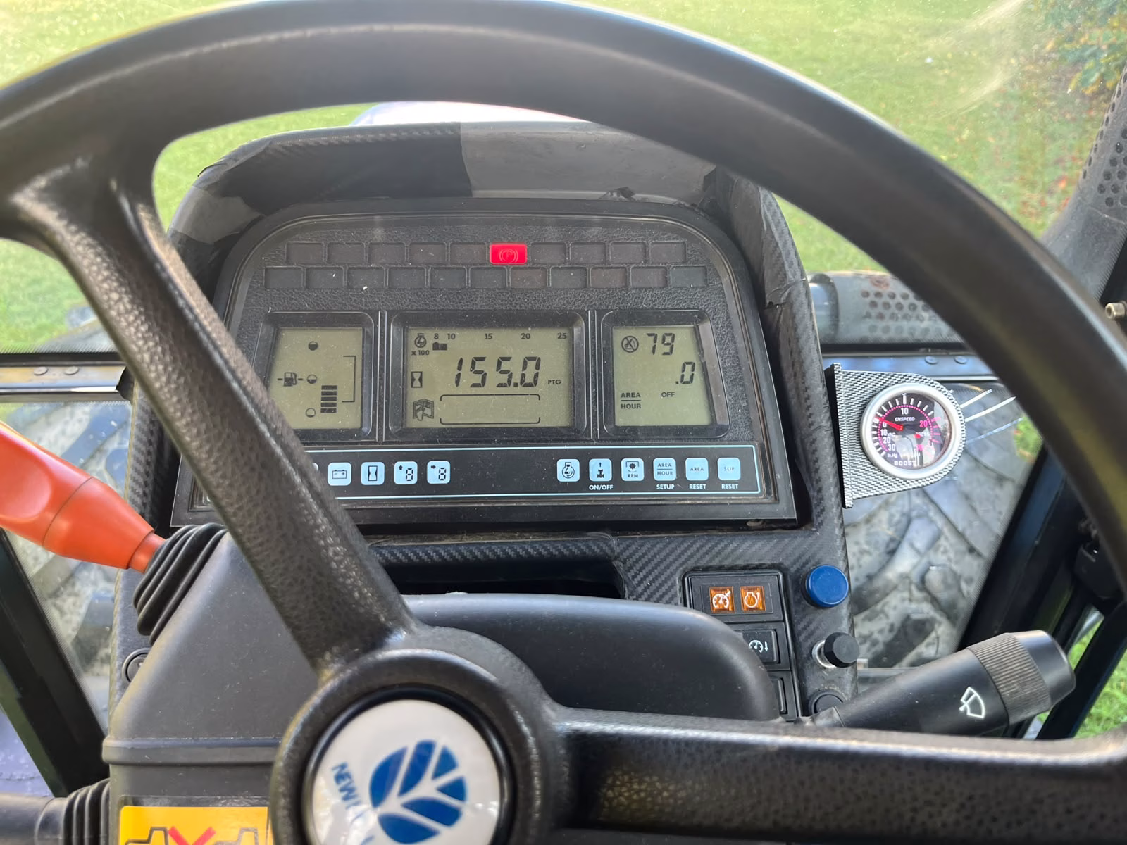New Holland TM175 (6)